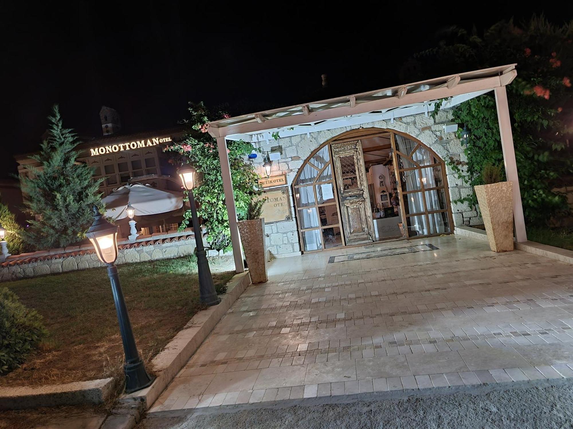 Monottoman Otel ألاتشاتي المظهر الخارجي الصورة