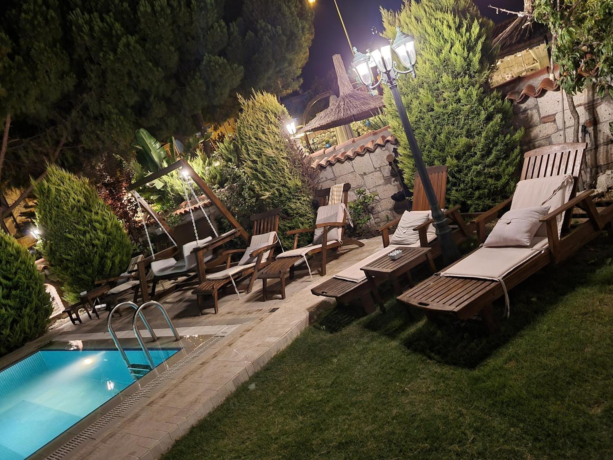 Monottoman Otel ألاتشاتي المظهر الخارجي الصورة