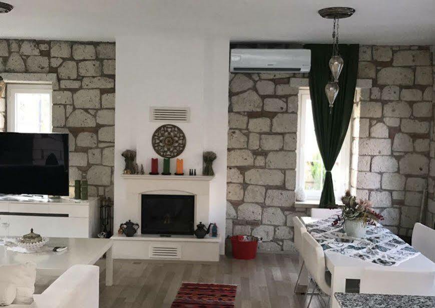 Monottoman Otel ألاتشاتي المظهر الخارجي الصورة